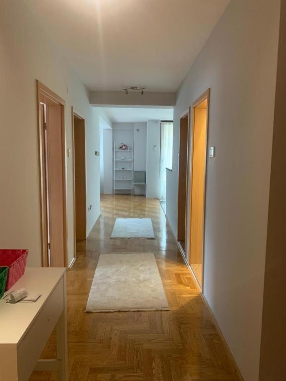 Cozy City Center Apartment Призрен Экстерьер фото