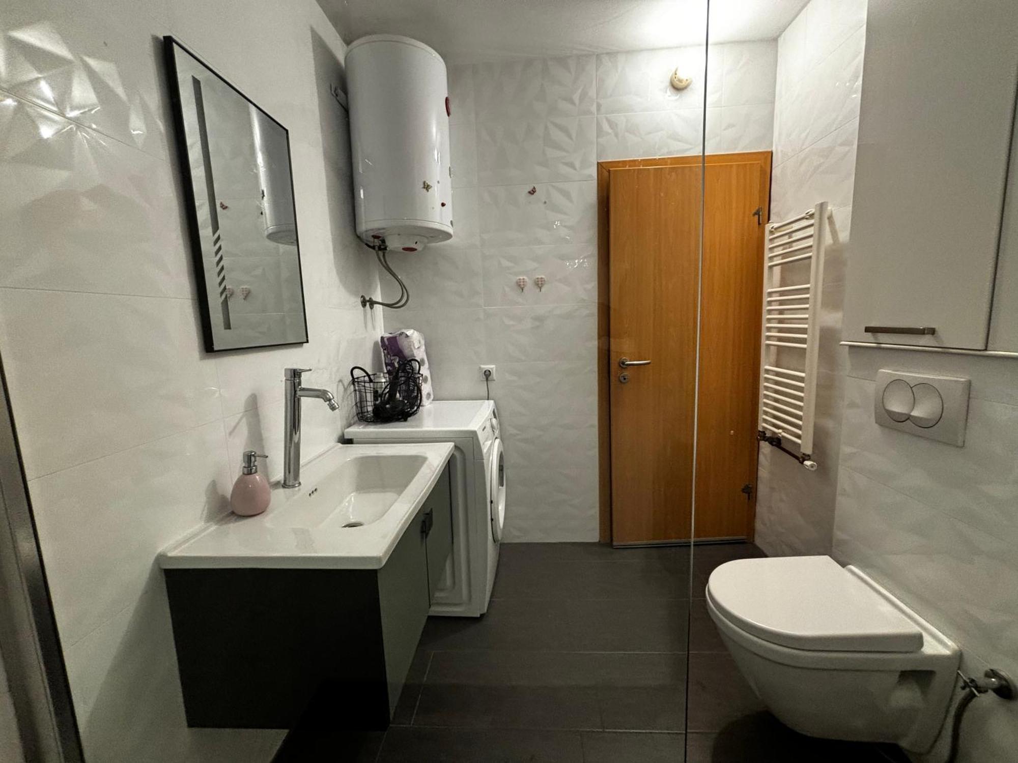Cozy City Center Apartment Призрен Экстерьер фото